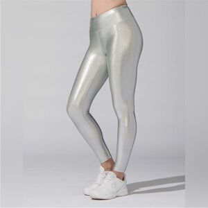 Heroine Sport Marvel Leggings in Silver